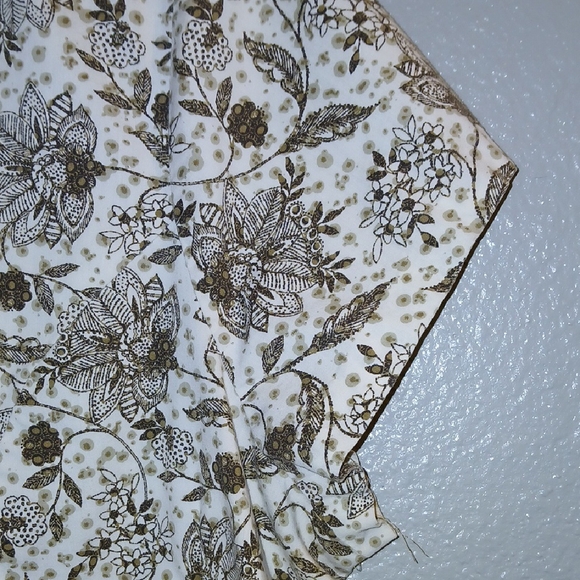 Badic Editions Brown Floral Top - Picture 3 of 6